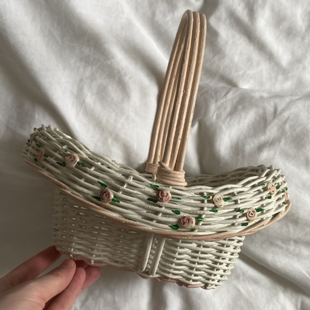 Pink basket decor